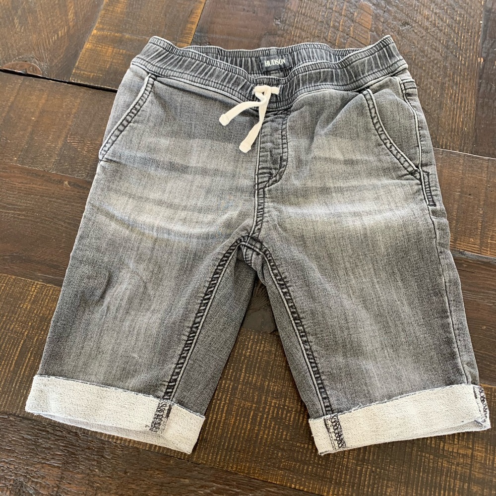 Hudson gray denim boys elastic waist with pockets shorts size 6